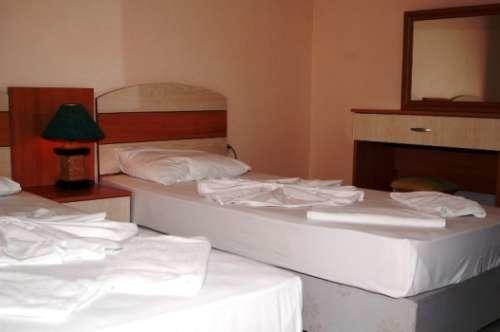 Cemal Bey Apart Hotel อลันยา ภายนอก รูปภาพ