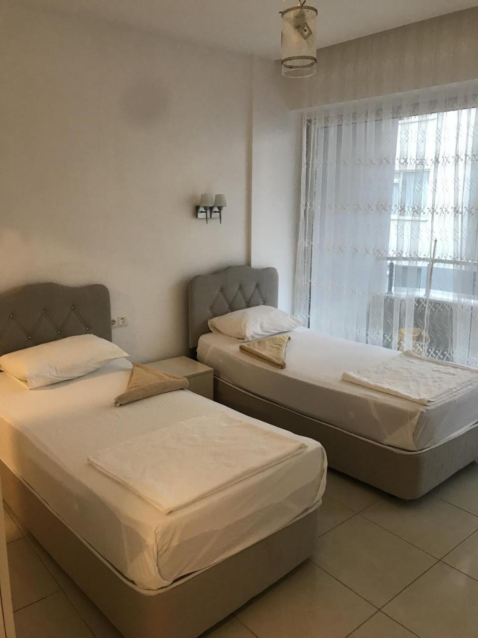 Cemal Bey Apart Hotel อลันยา ภายนอก รูปภาพ